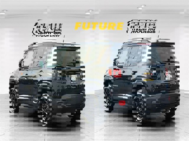 Used 2020 Jeep Renegade Altitude image 6