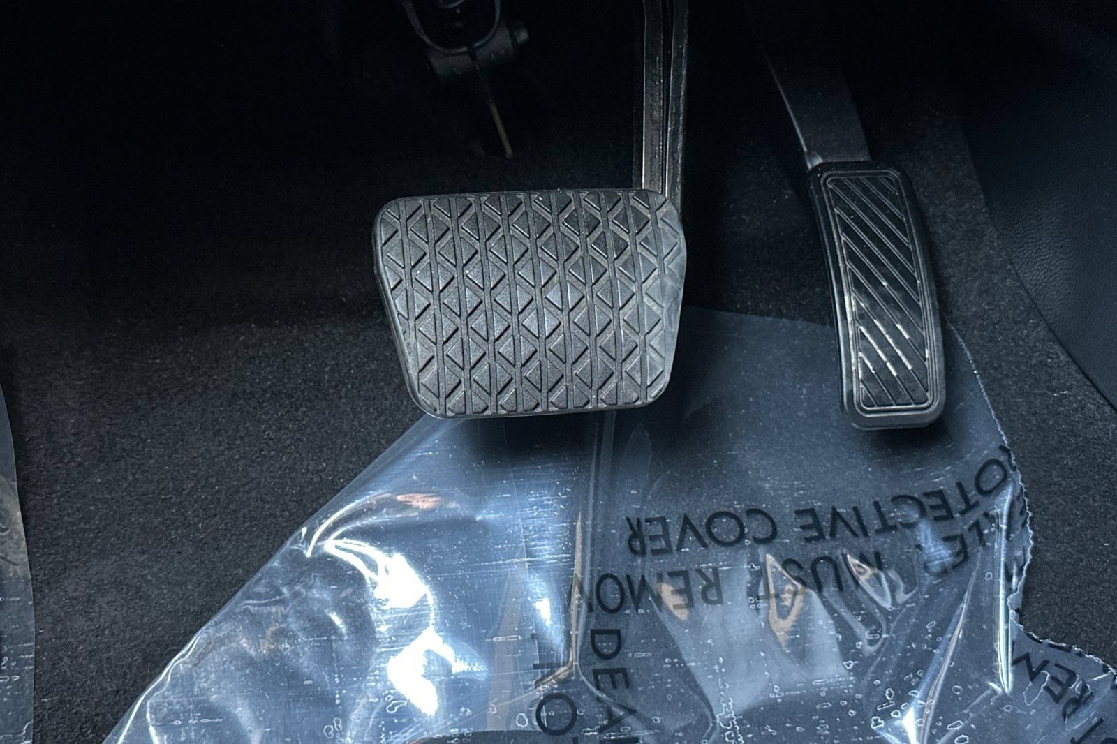Certified 2020 Ford EcoSport SE FWD image 43