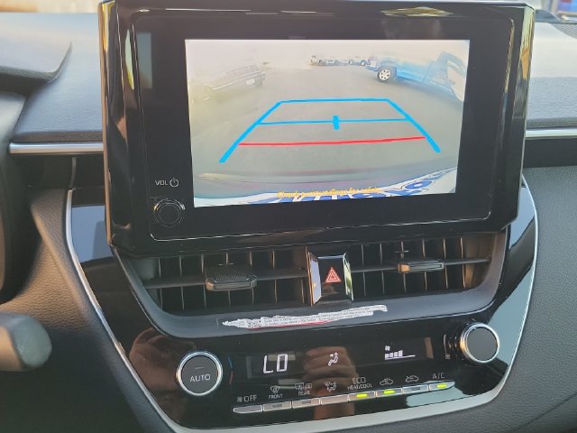 Used 2026 Toyota Corolla LE FWD image 6