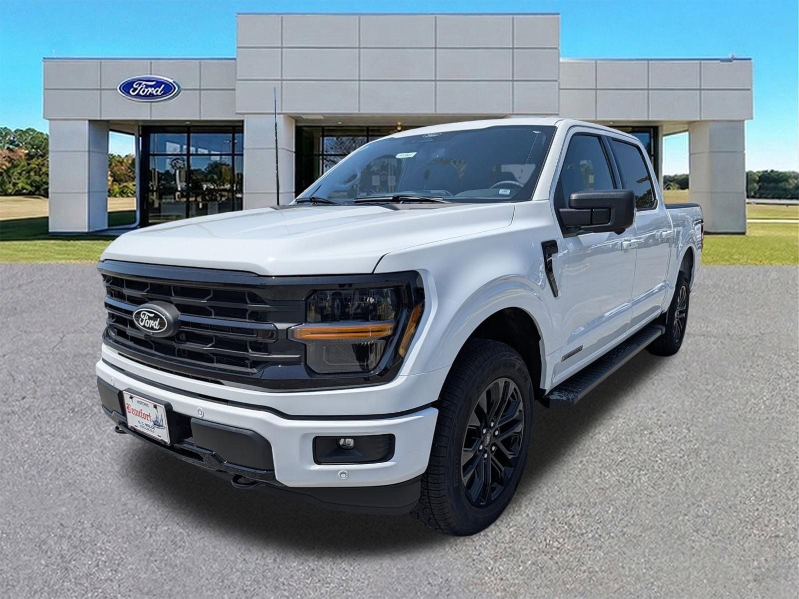 Certified 2025 Ford F150 XLT w/ Equipment Group 302A MID AWD/4WD image 4