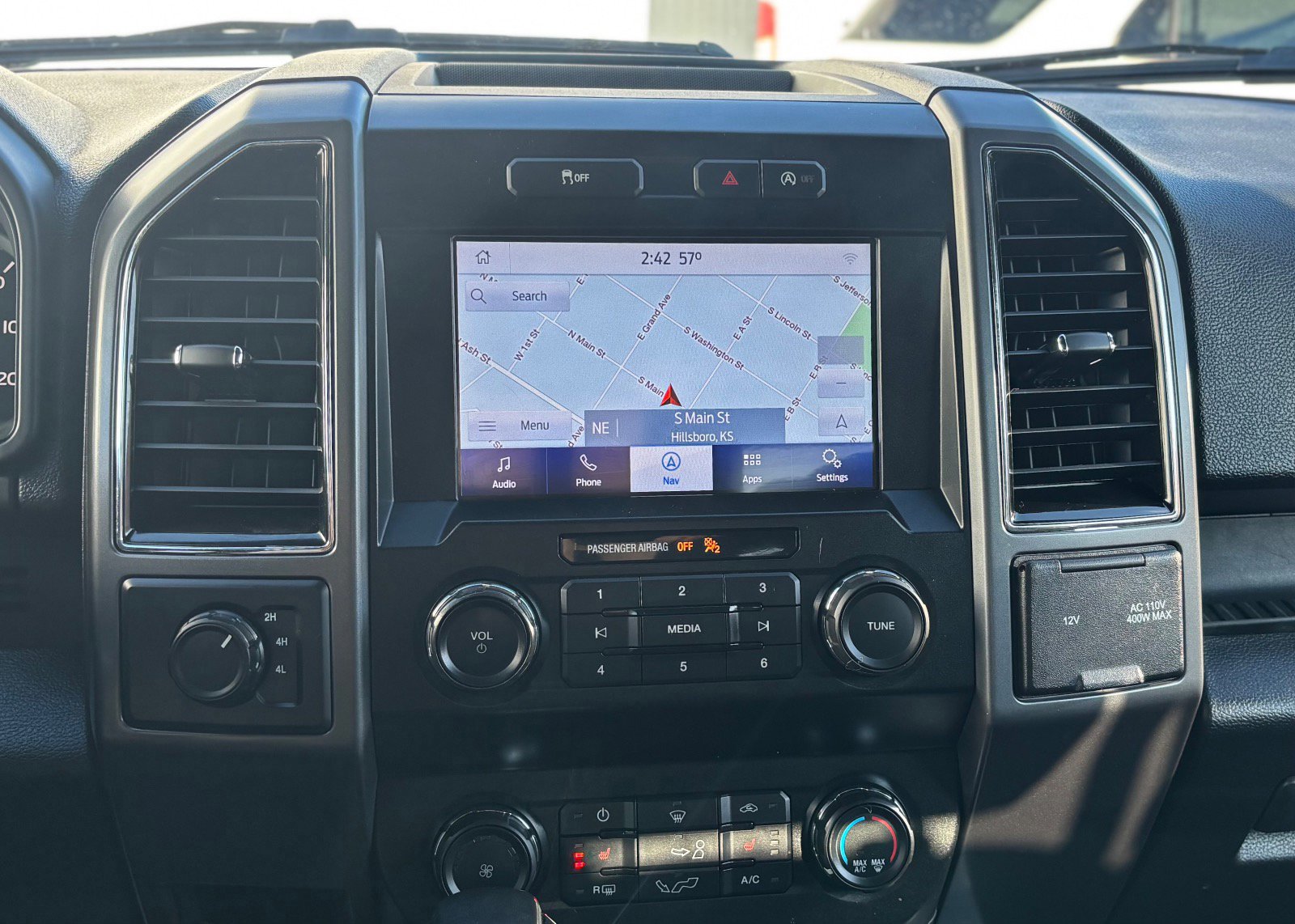 Certified 2020 Ford F150 XLT w/ Equipment Group 302A Luxury image 37