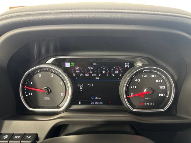 Used 2023 Chevrolet Silverado 2500 High Country w/ Technology Package AWD/4WD image 16