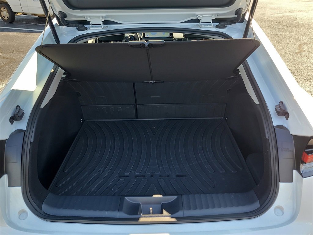 Used 2026 Toyota Prius XLE image 7