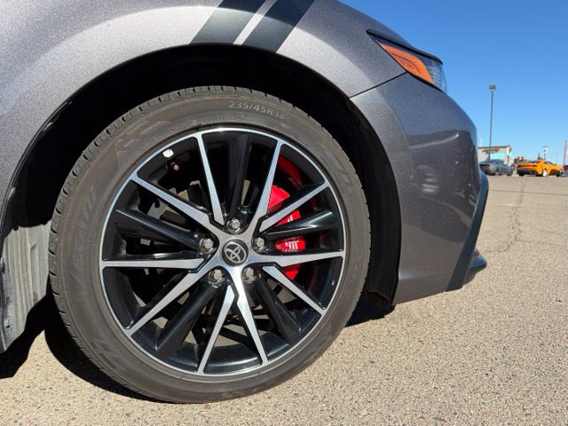 Used 2022 Toyota Camry SE w/ Carpet Mat Package (TMS) FWD image 39
