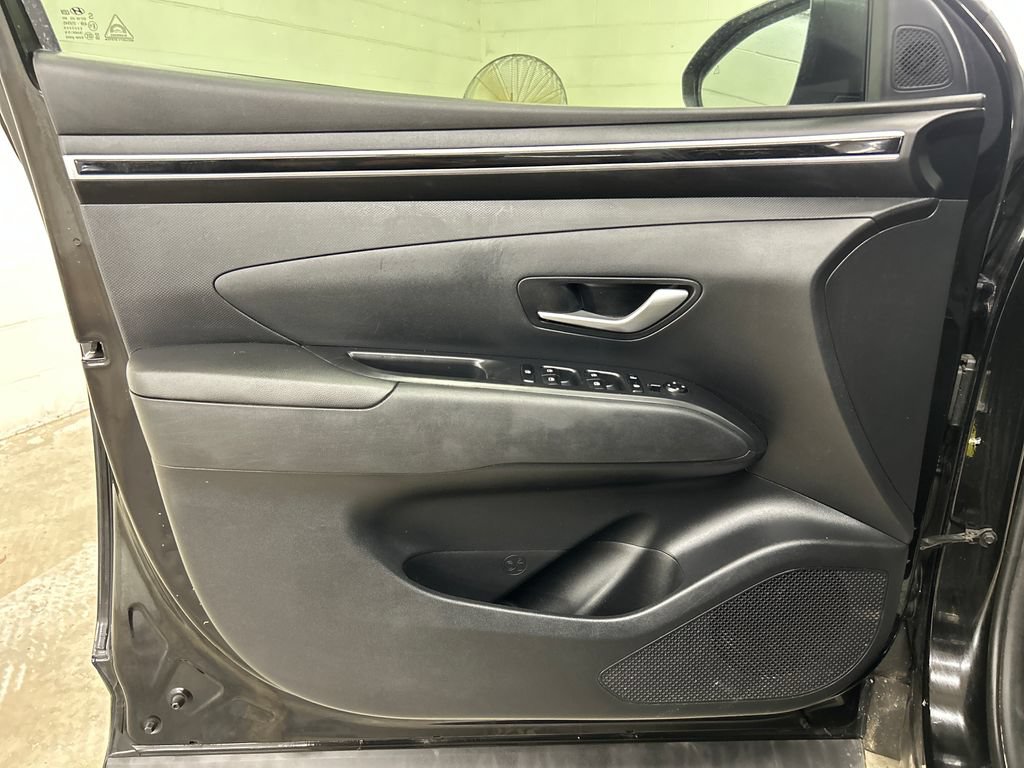 Used 2022 Hyundai Tucson SEL FWD image 18