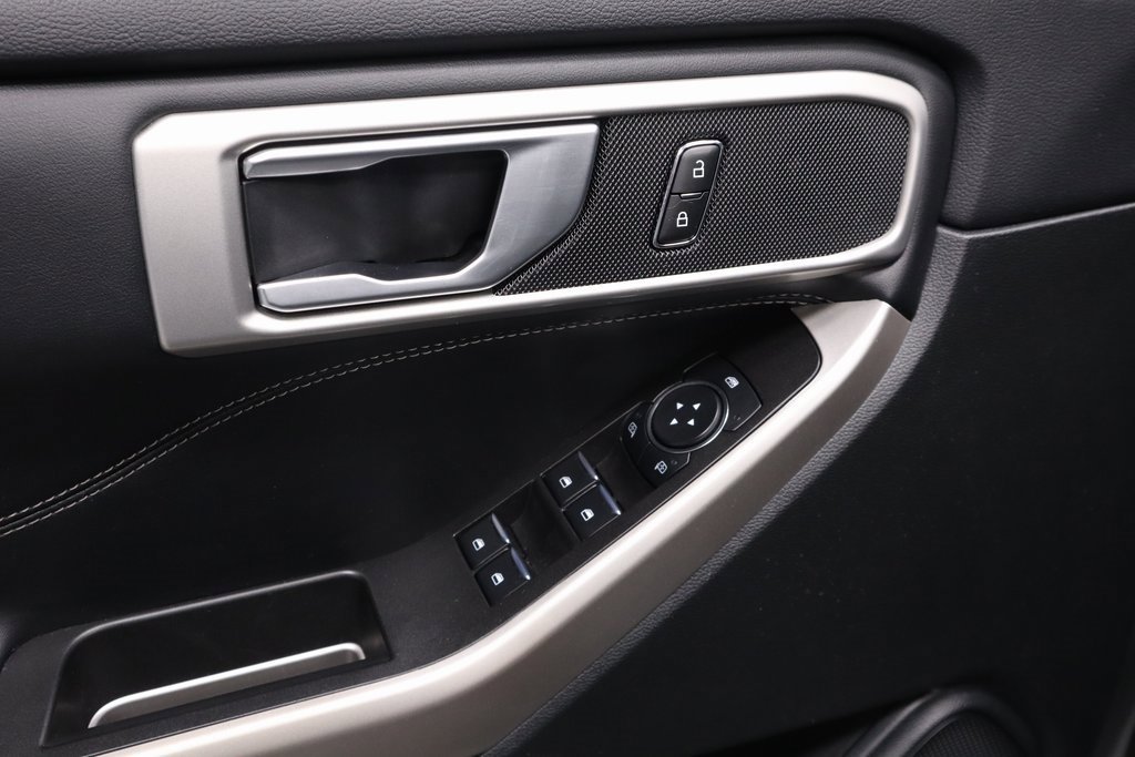 Certified 2023 Ford Explorer XLT w/ Equipment Group 202A image 25