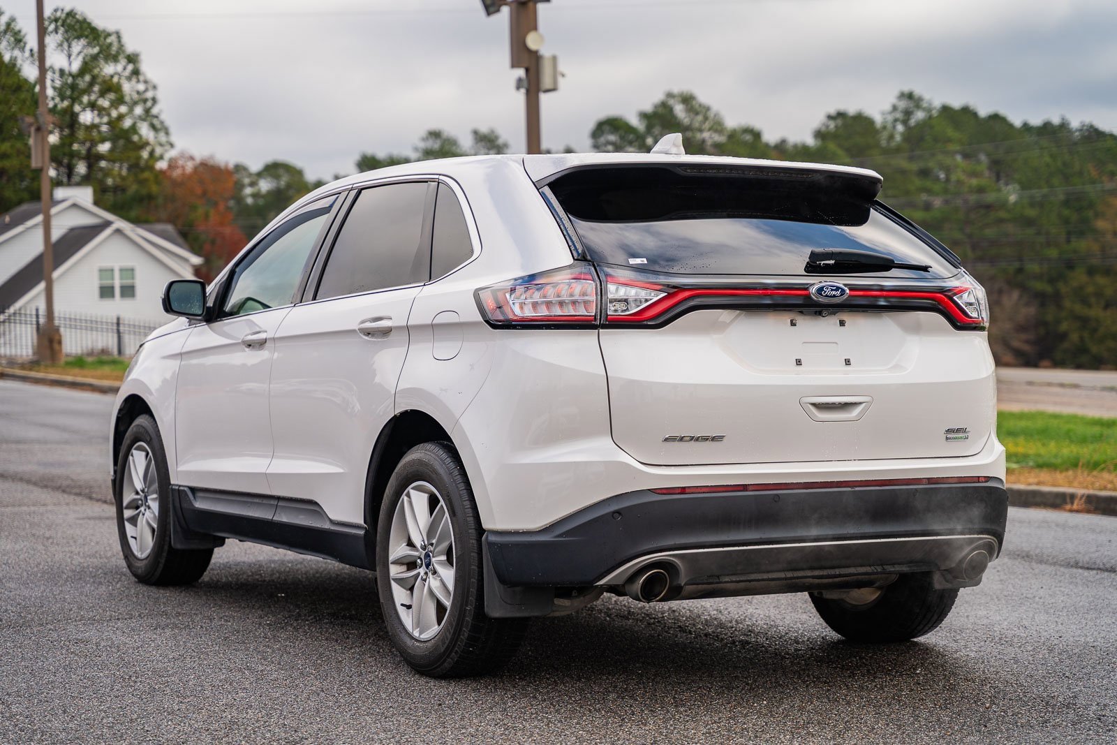 Certified 2017 Ford Edge SEL w/ Equipment Group 201A image 5