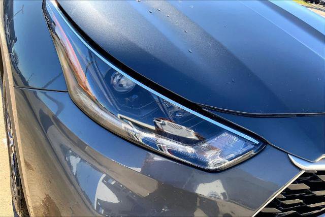 Used 2021 Toyota Highlander XLE image 27