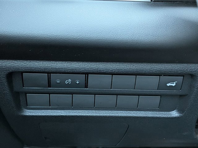 Used 2023 Mitsubishi Outlander SE image 18