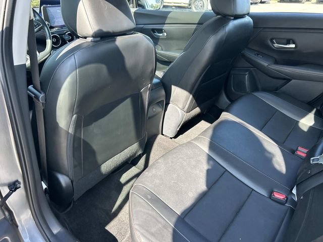 Used 2022 Nissan Sentra SR w/ SR Premium Package FWD image 18