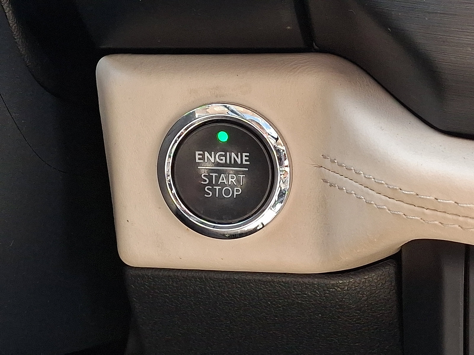 Certified 2022 Ford Expedition Max Platinum image 30