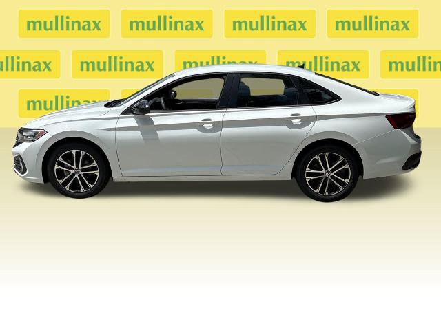 Used 2023 Volkswagen Jetta Sport FWD image 9