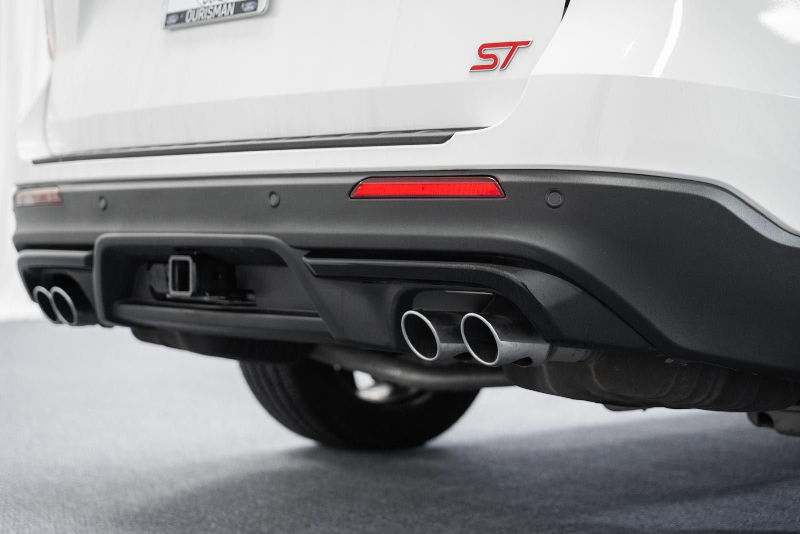 Certified 2024 Ford Explorer ST w/ Equipment Group 401A image 21