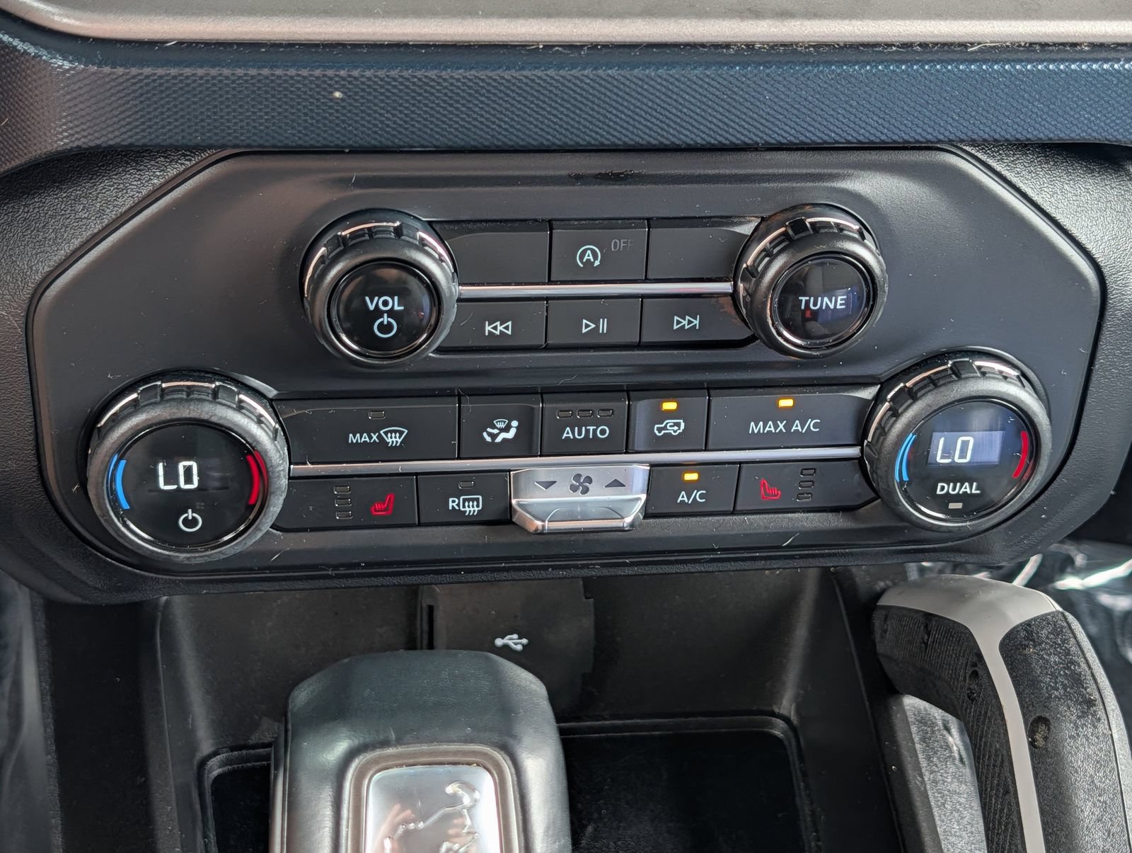 Certified 2021 Ford Bronco Outer Banks AWD/4WD image 27
