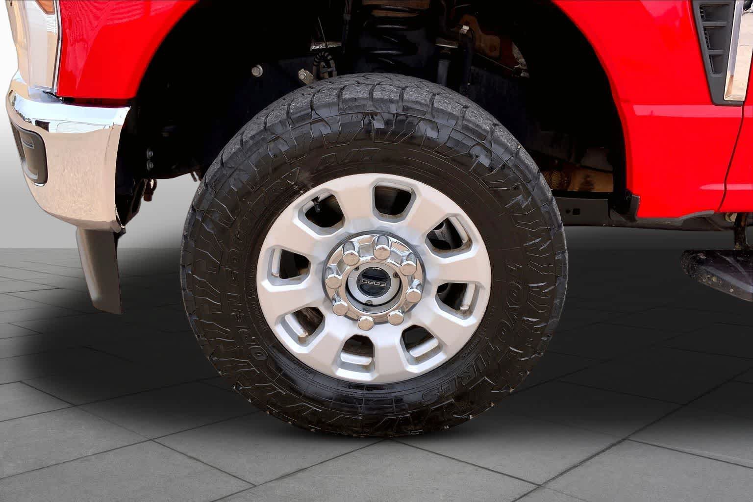 Certified 2024 Ford F350 XLT w/ FX4 Off-Road Package AWD/4WD image 11
