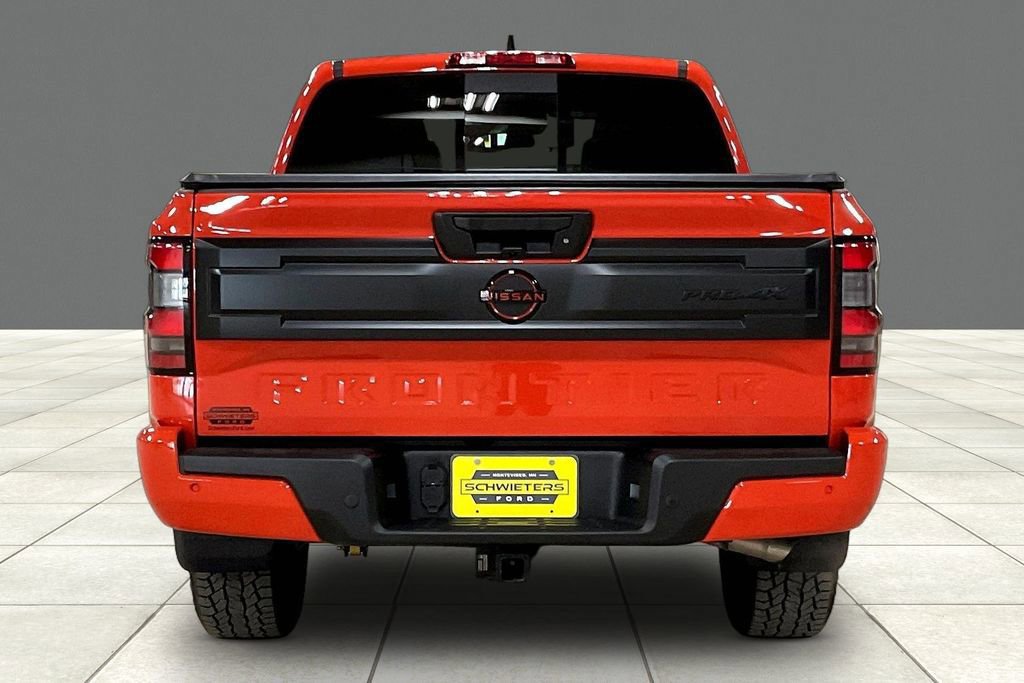Used 2025 Nissan Frontier PRO-4X w/ Pro Convenience Package image 3