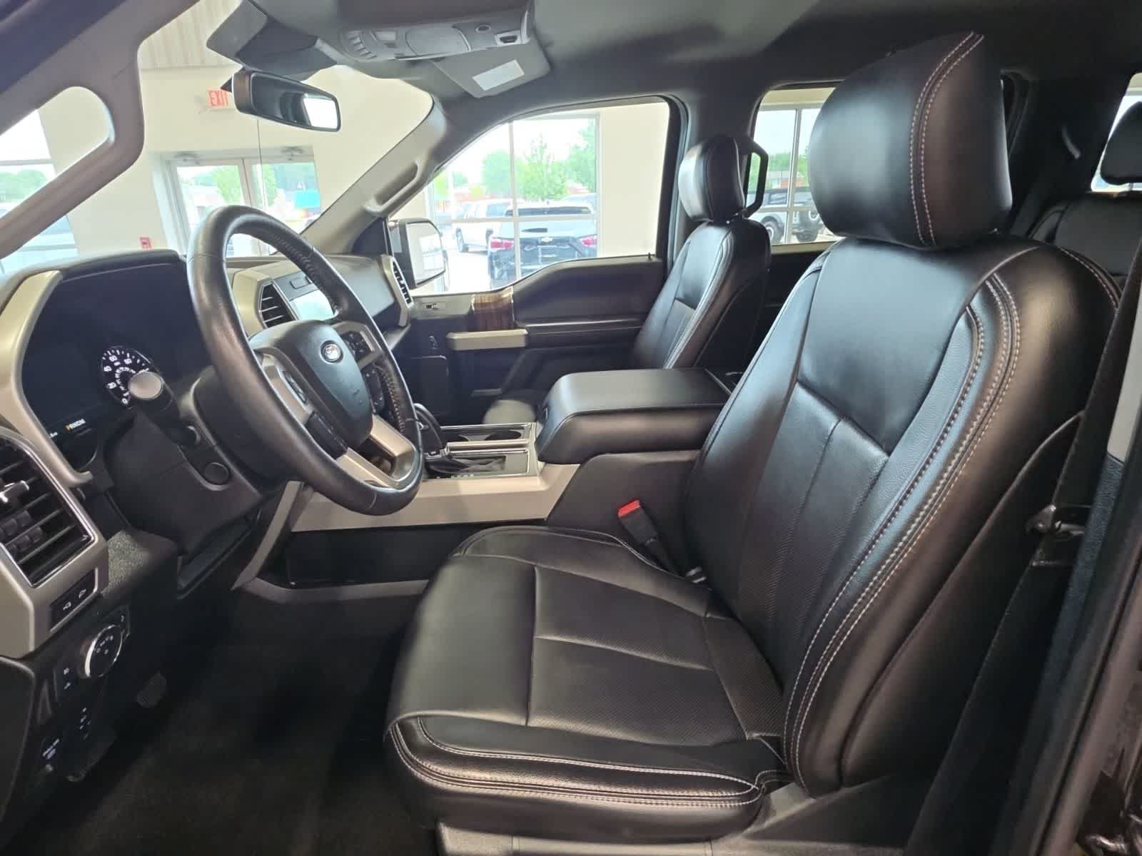 Certified 2019 Ford F150 Lariat w/ Equipment Group 502A Luxury AWD/4WD image 17
