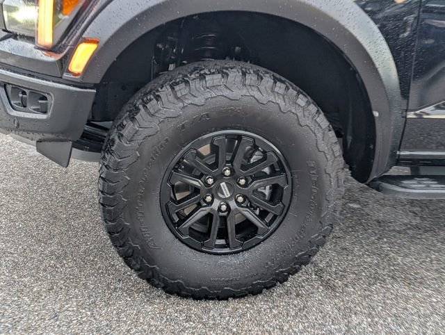 Certified 2025 Ford F150 Raptor AWD/4WD image 6