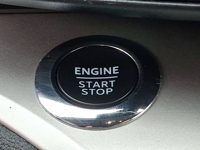 Certified 2022 Ford Explorer XLT w/ Class IV Trailer Tow Package image 25