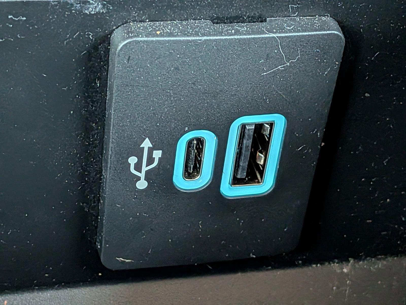 Certified 2024 Ford F450 Lariat w/ Lariat Ultimate Package image 26