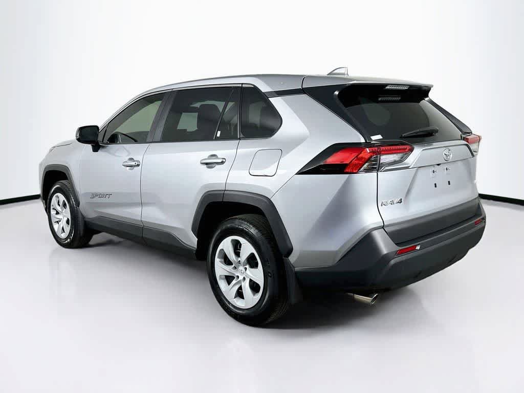 Used 2025 Toyota RAV4 LE FWD image 4