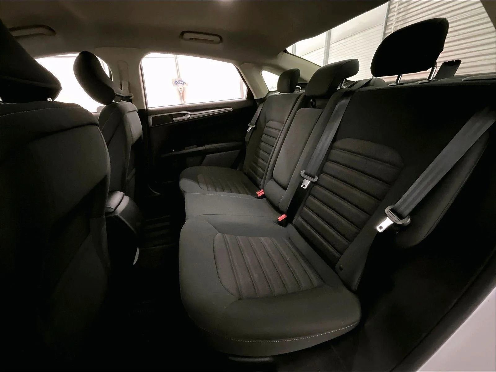 Certified 2018 Ford Fusion SE FWD image 25