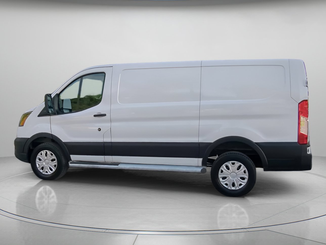 Certified 2025 Ford Transit 250 Low Roof w/ Exterior Upgrade Package RWD image 19