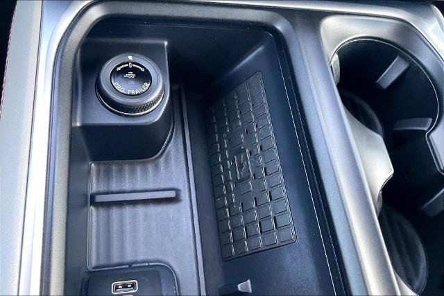 Certified 2025 Ford Expedition Max Active RWD image 34