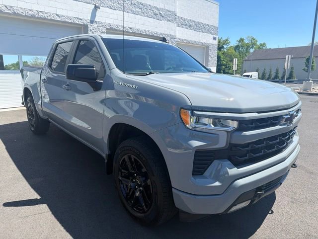 Used 2024 Chevrolet Silverado 1500 RST AWD/4WD image 6