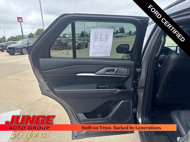Certified 2025 Ford Explorer ST-Line AWD/4WD image 21