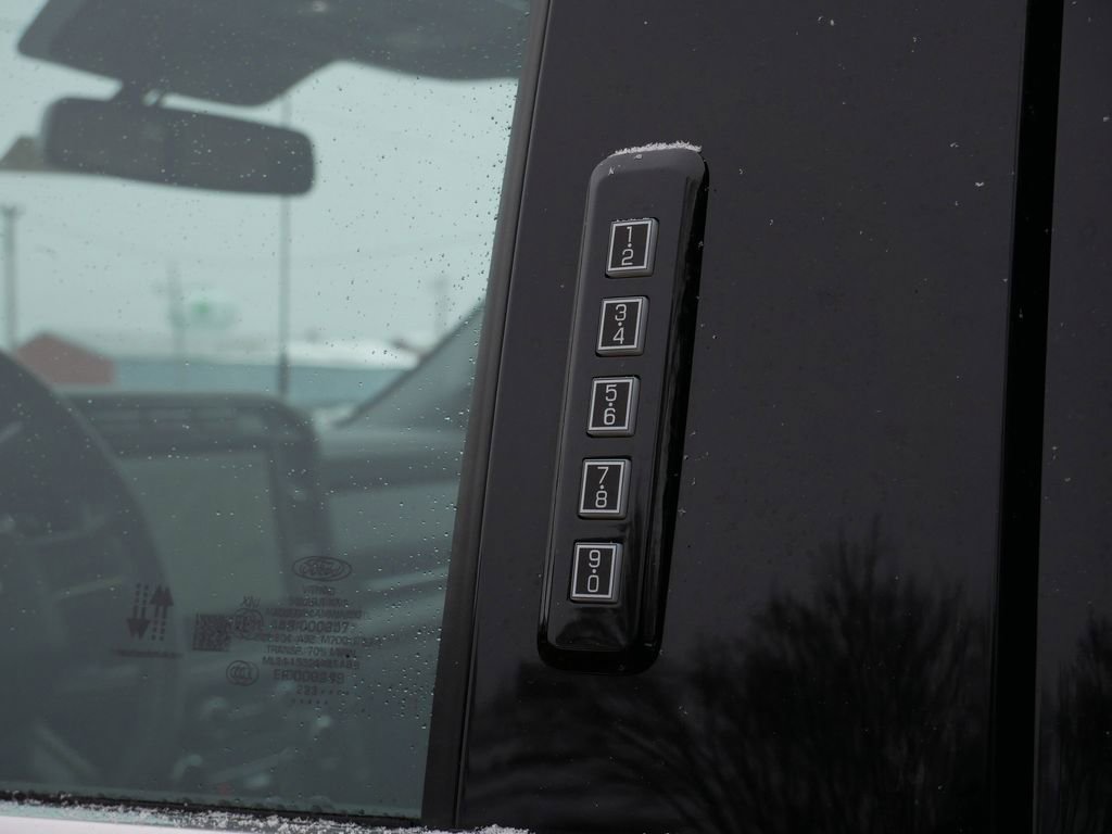Certified 2024 Ford F450 Lariat w/ Lariat Ultimate Package AWD/4WD image 16