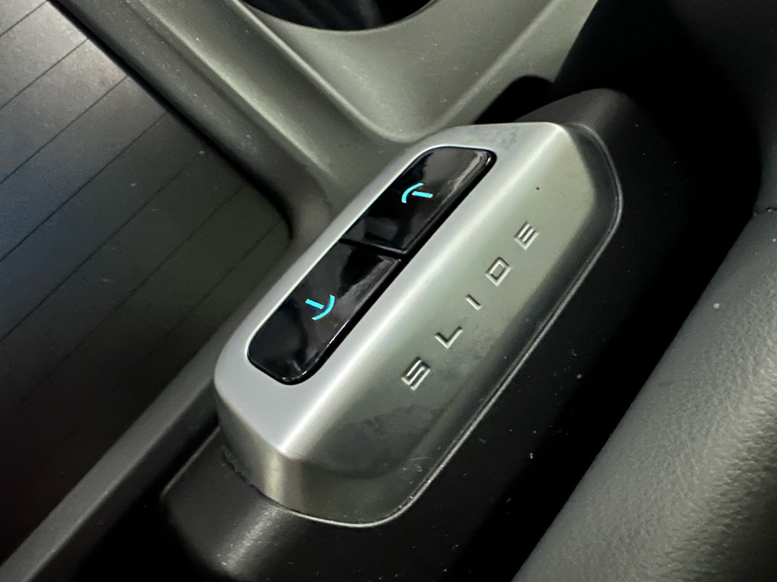 Certified 2025 Ford Expedition Active image 39