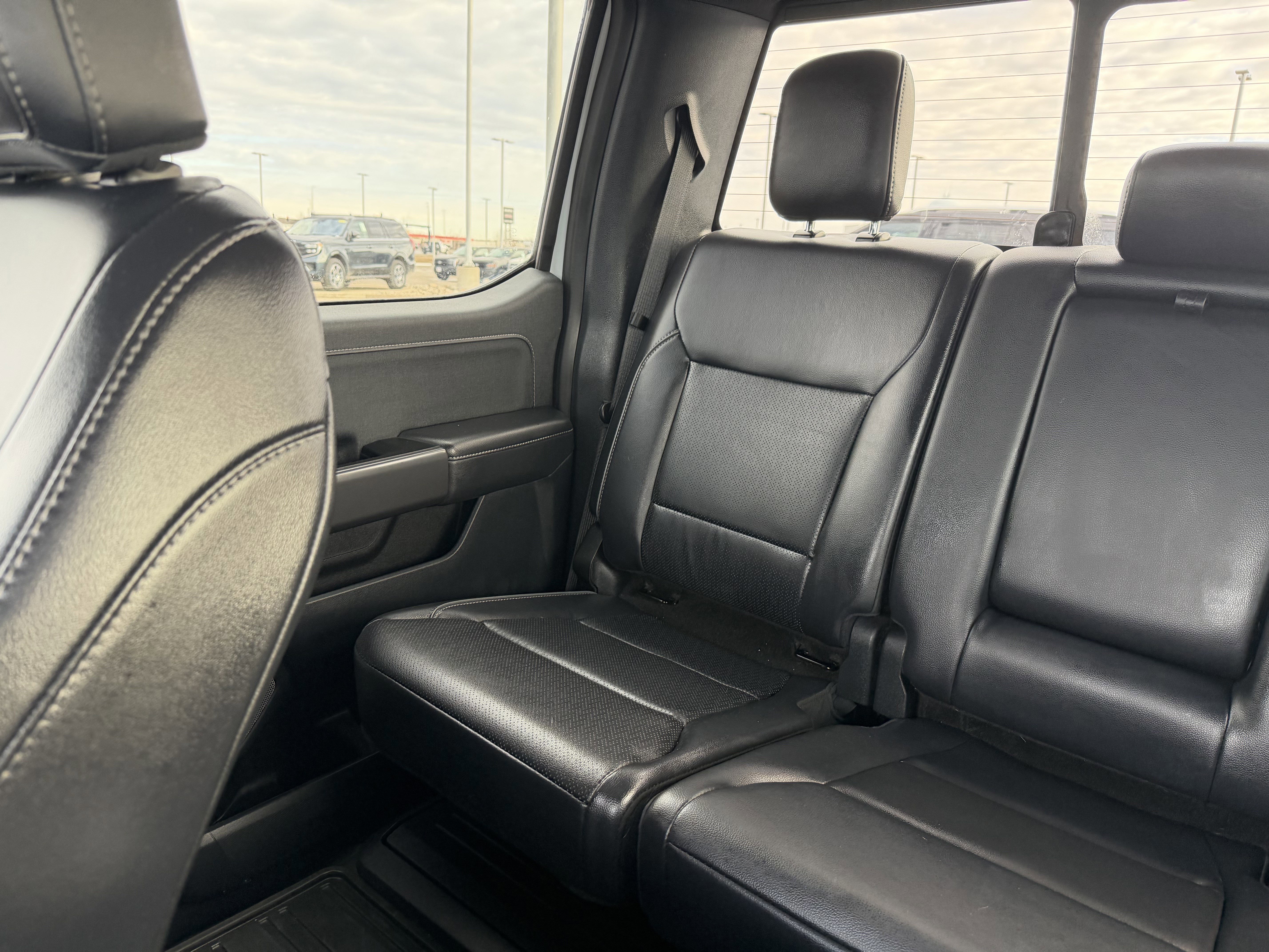 Certified 2025 Ford F150 Lariat w/ Equipment Group 501A Mid image 12