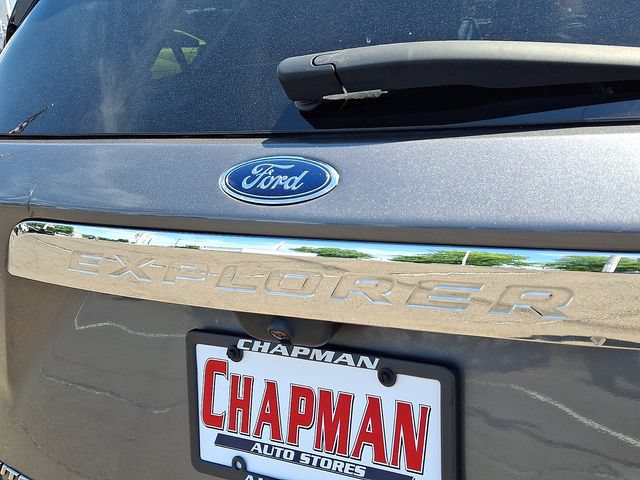 Certified 2021 Ford Explorer Limited w/ Equipment Group 301A AWD/4WD image 30