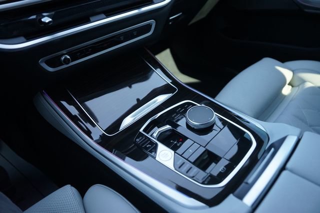 Used 2024 BMW X5 sDrive40i w/ Premium Package RWD image 28