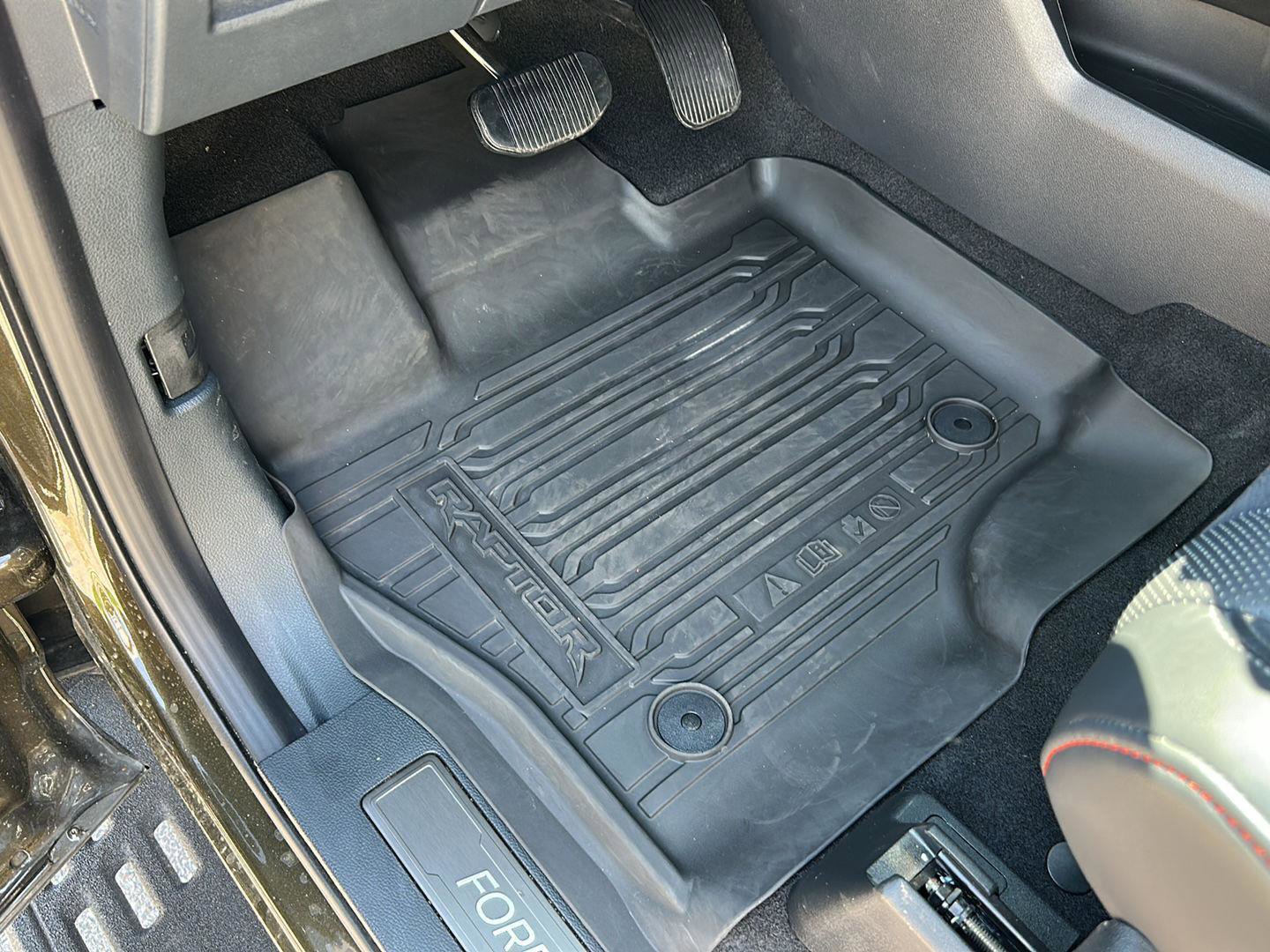 Certified 2025 Ford F150 Raptor image 14