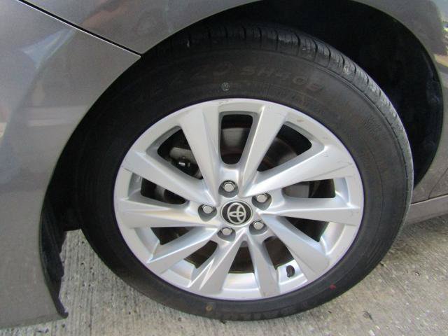 Used 2024 Toyota Camry LE FWD image 21