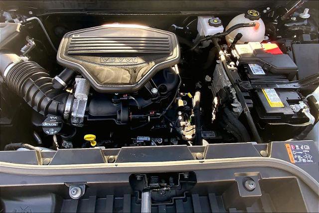 Used 2023 GMC Acadia AT4 w/ Preferred Package image 30