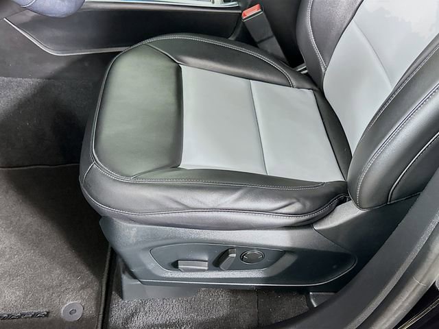 Certified 2023 Ford Explorer XLT w/ Equipment Group 202A image 26