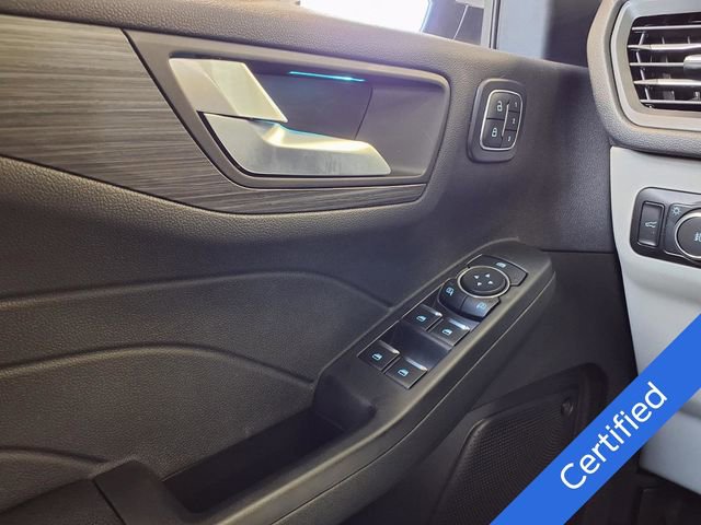 Certified 2024 Ford Escape Platinum w/ Premium Technology Package AWD/4WD image 21