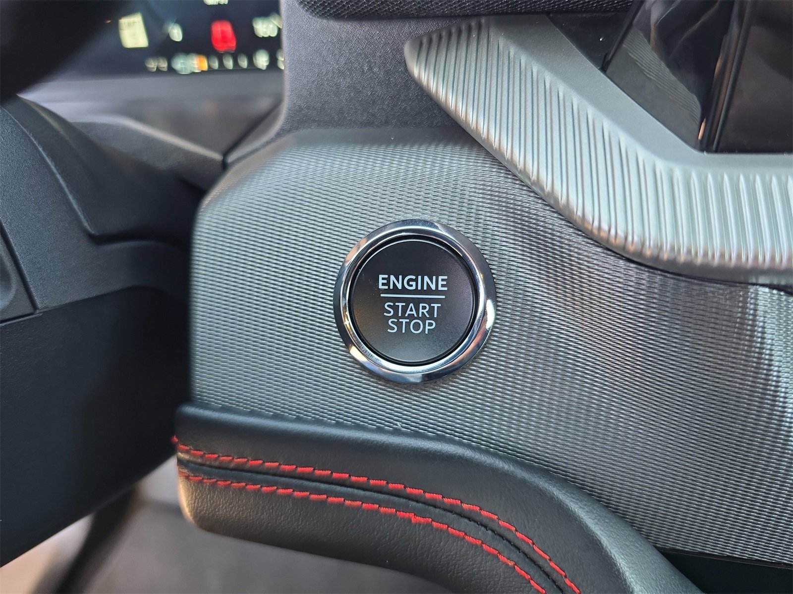 Certified 2025 Ford Explorer ST-Line w/ Premium Package image 26