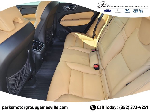 Used 2019 Volvo XC60 T6 Inscription w/ Protection Package Premier image 15