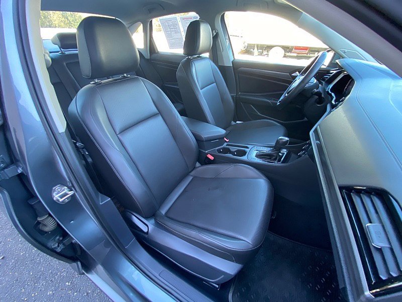 Used 2020 Volkswagen Jetta SEL FWD image 28