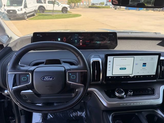 Certified 2025 Ford Expedition Platinum image 15