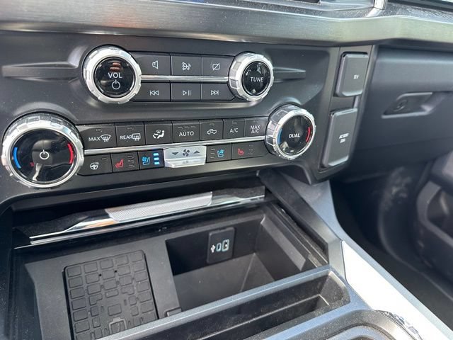 Certified 2024 Ford F250 Lariat w/ Lariat Ultimate Package AWD/4WD image 20