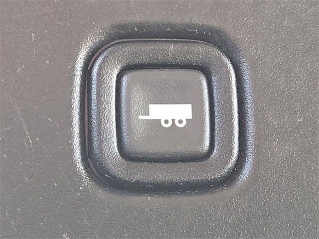 Used 2023 GMC Savana 2500 w/ Driver Convenience Package image 12