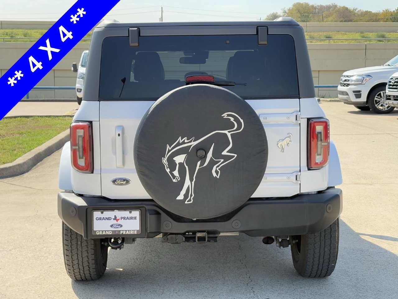 Certified 2023 Ford Bronco Outer Banks AWD/4WD image 8