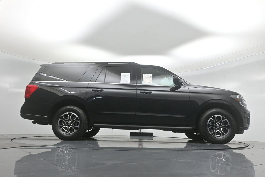 Certified 2022 Ford Expedition Max XLT image 61