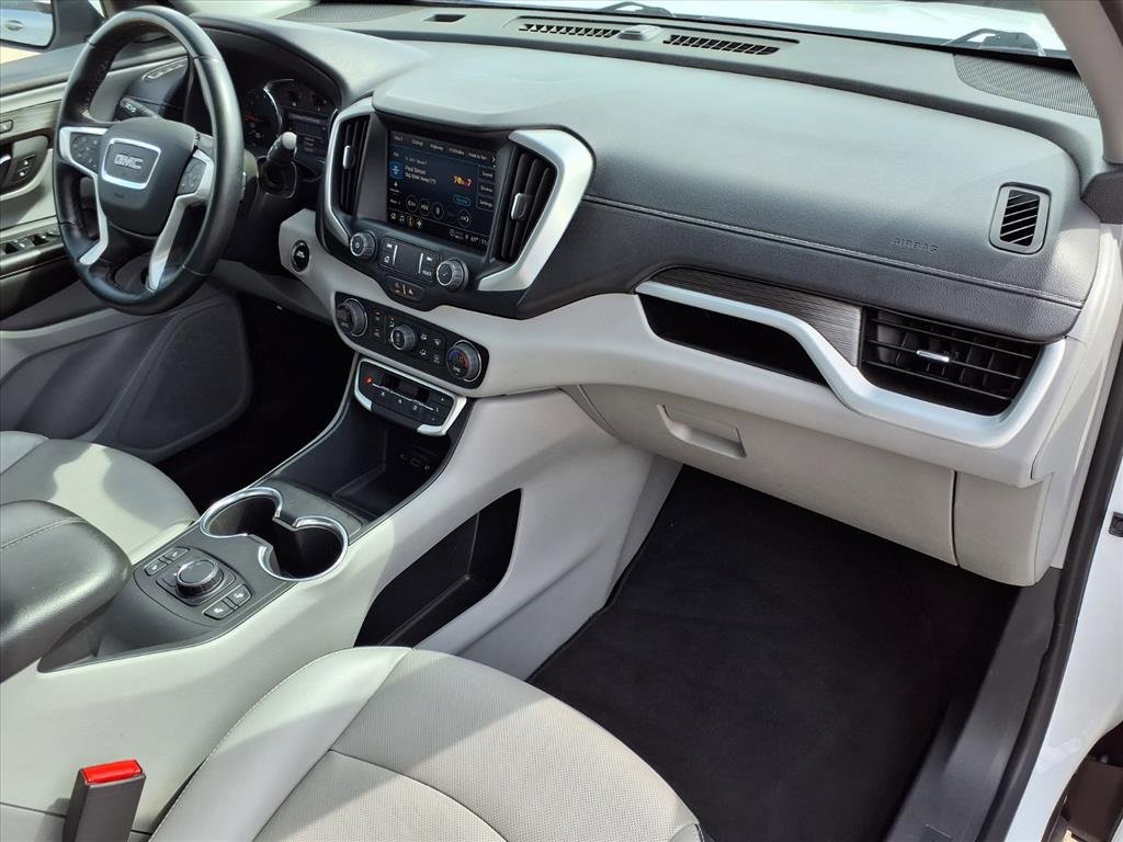 Used 2023 GMC Terrain SLT image 30