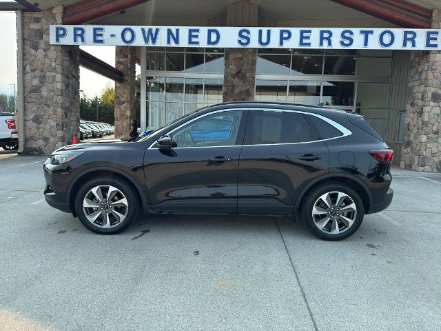 Certified 2025 Ford Escape Platinum AWD/4WD image 9